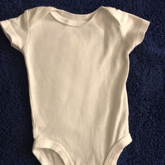 Gerber bodysuit - Picture 1 of 3